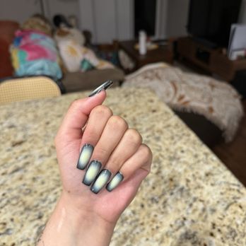 Aesthetics Nail Spa - gel x aura nails - Nail Salons Near Me - Olympia, Washington