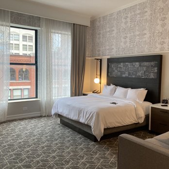 Hotel Blake - Room - Hotels Near Me - Chicago, Illinois Hotel Blake - Room - Hotels Near Me - Chicago, Illinois