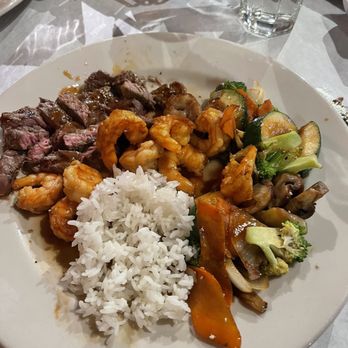 Nami Japanese Steakhouse - New York Strip Steak, Shrimp, sautéed vegetables and steamed rice - Japanese Near Me - Killeen, Texas Nami Japanese Steakhouse - New York Strip Steak, Shrimp, sautéed vegetables and steamed rice - Japanese Near Me - Killeen, Texas