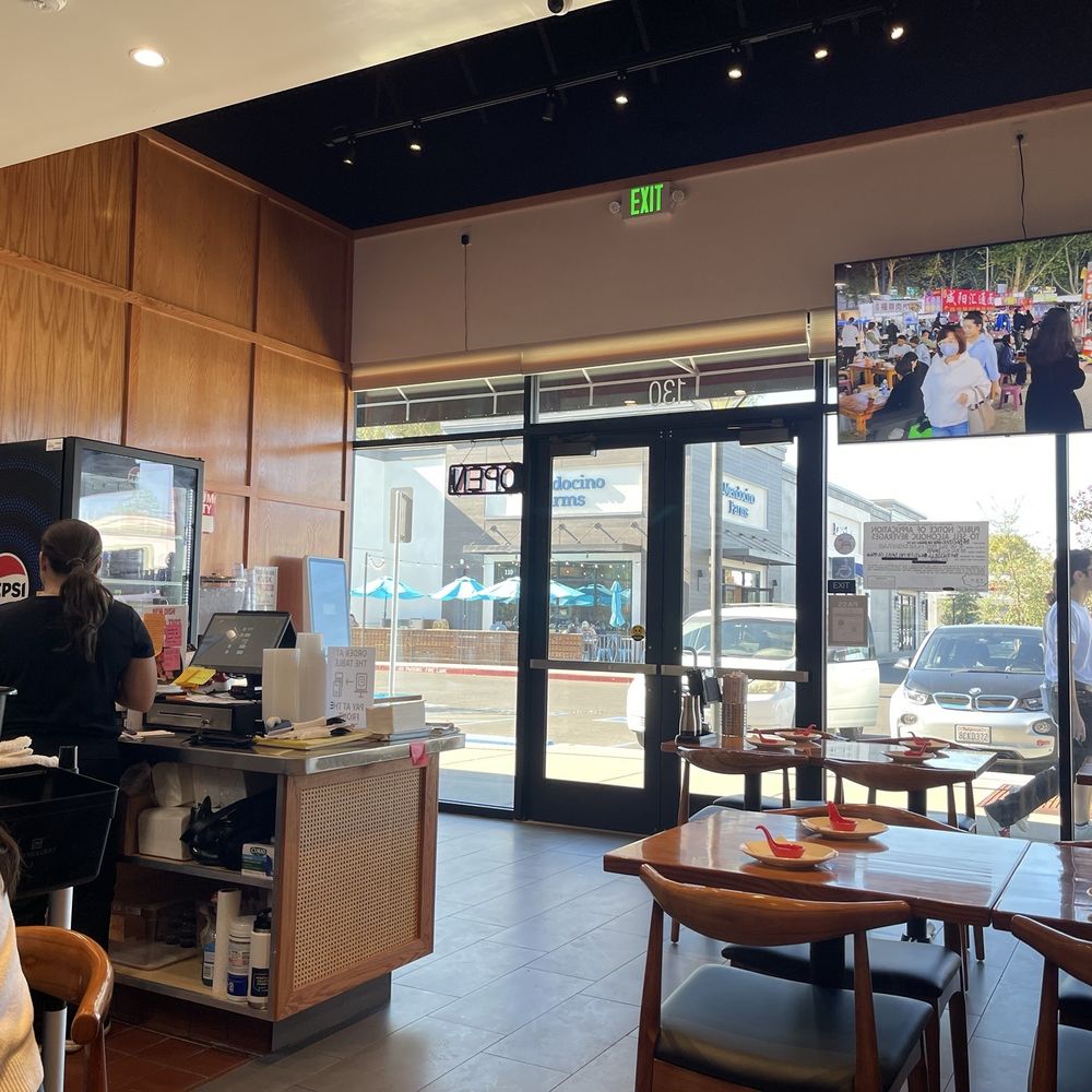 88 BaoBao - Inside of eatery looking out .. - Dim Sum Near Me - Davis, California 88 BaoBao - Inside of eatery looking out .. - Dim Sum Near Me - Davis, California