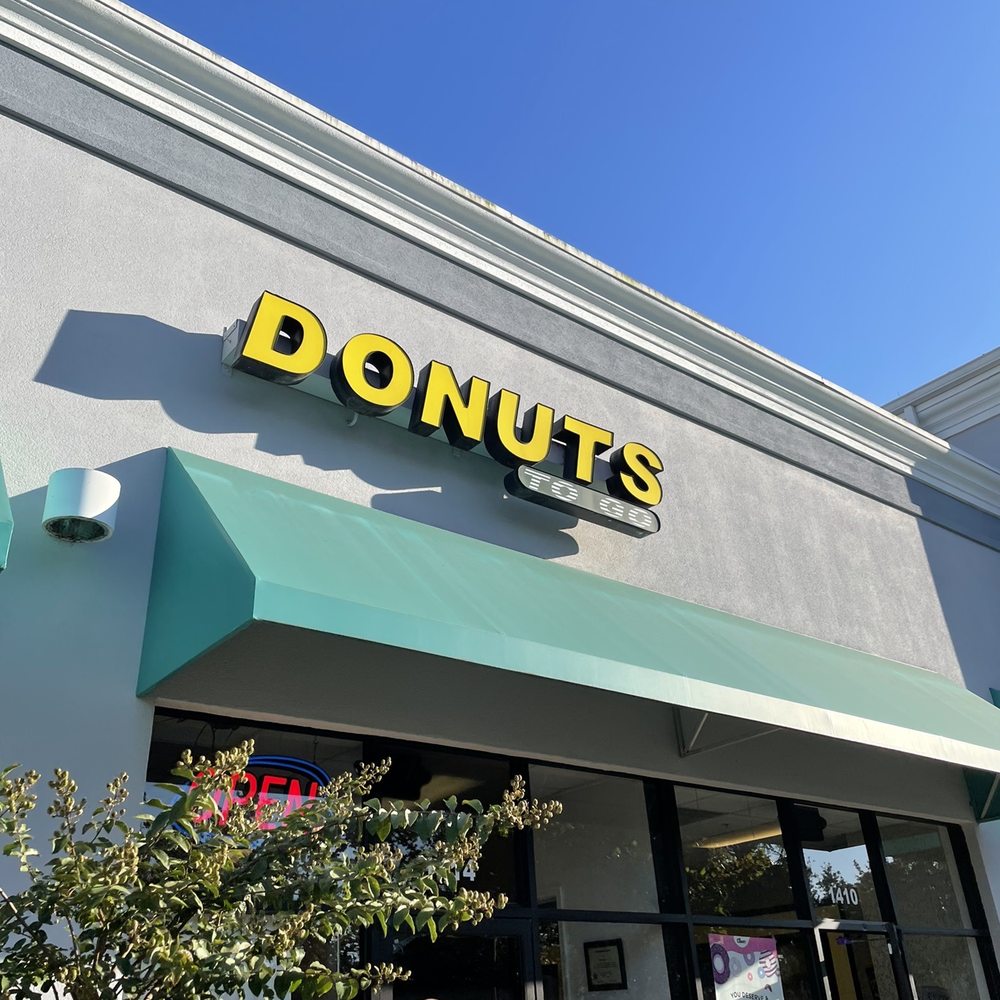 Donuts To Go - Donuts Near Me - Sanford, Florida Donuts To Go - Donuts Near Me - Sanford, Florida
