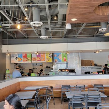 Pieology Pizzeria Atlantic Blvd, Monterey Park, CA