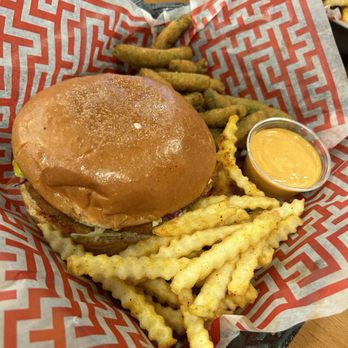 Byrds Hot Chicken - Plant based!! +$1 more - Fast Food Near Me - Novi, Michigan Byrds Hot Chicken - Plant based!! +$1 more - Fast Food Near Me - Novi, Michigan