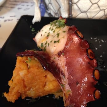 La Tapería - Octopus - Tapas Bars Near Me - Madrid, M La Tapería - Octopus - Tapas Bars Near Me - Madrid, M
