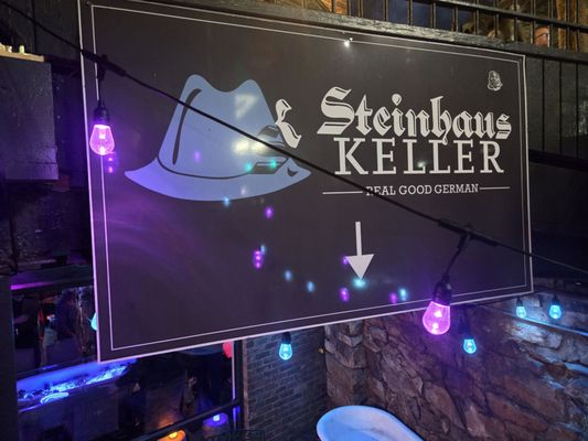 Steinhaus Keller by null