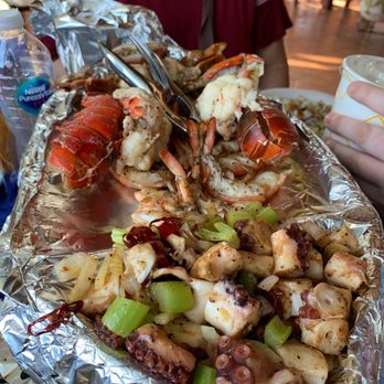 Mariscos Mazatlán - The incredible thing that everyone was eating - Seafood Near Me - Cabo San Lucas, BCS