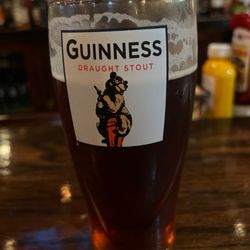 D'arcy's Pint - Drinking da darcies Red ale!