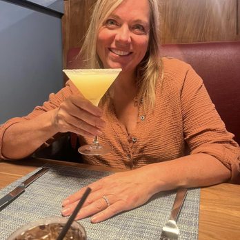 Bistro 101 - A very, very good Lemon Drop! - American Near Me - Rohnert Park, California