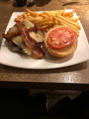 CreekSide Bar & Grill Manotick by null