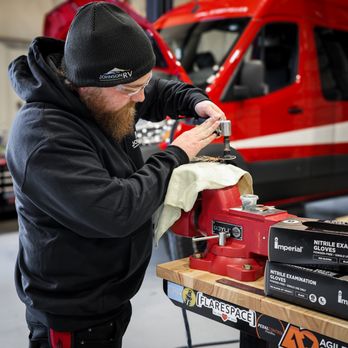 Johnson RV Sandy Collision Repair Center - RV Repair Near Me - Sandy, Oregon Johnson RV Sandy Collision Repair Center - RV Repair Near Me - Sandy, Oregon