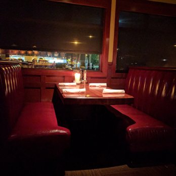 J. Alexander's - Example of booth - Steakhouses Near Me - Louisville, Kentucky J. Alexander's - Example of booth - Steakhouses Near Me - Louisville, Kentucky
