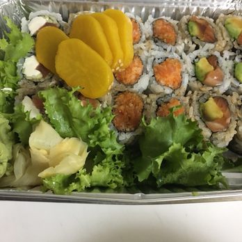 Bayridge Sushi - Sushi rolls, salmon avocado, Philadelphia, and spicy salmon crunch - Sushi Bars Near Me - Brooklyn, New York