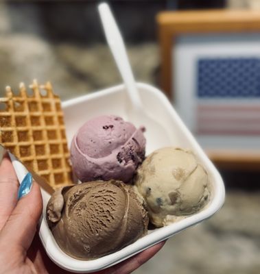 Jeni's Splendid Ice Creams by null