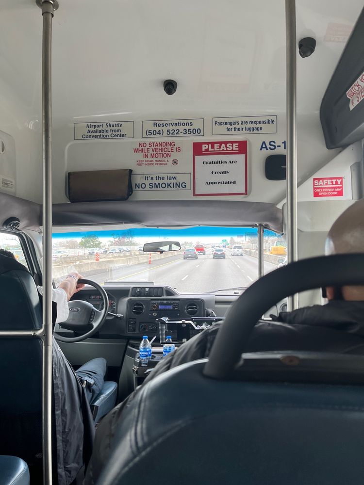 AIRPORT SHUTTLE NEW ORLEANS Updated October 2024 34 Photos & 242 Reviews 4220 Howard Ave