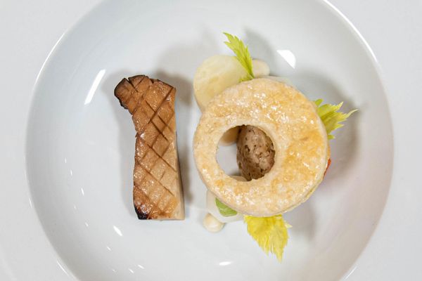 Course Restaurant by null