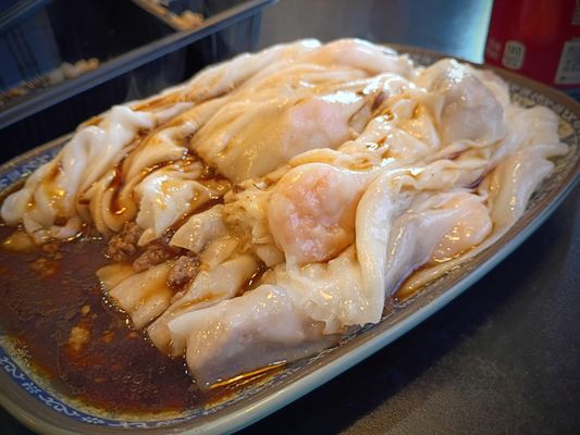 Lee’s Kitchen Noodle & Rice U Dub by null