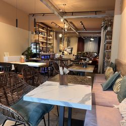 O'yo Healthy Food - Interior