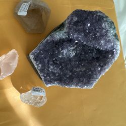 Amethyst Uruguay, natural citrine from Brazil, fade in quartz, rose quartz.