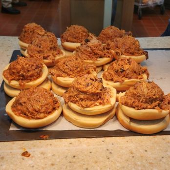 Buc-ee's - Pulled Pork Sandwiches - Gas Stations Near Me - Melissa, Texas