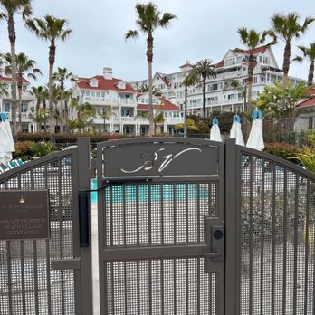 Hotel del Coronado, Curio Collection by Hilton - 4/16/23 FYI, Village pool - Coronado, CA