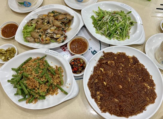 J.B. Ah Meng Restaurant by null