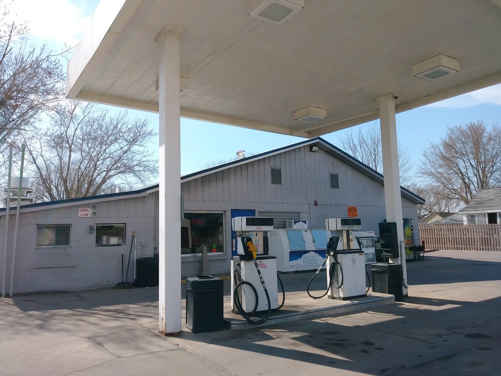 ROCKLAND STOP & GO Updated September 2024 104 N Commercial St