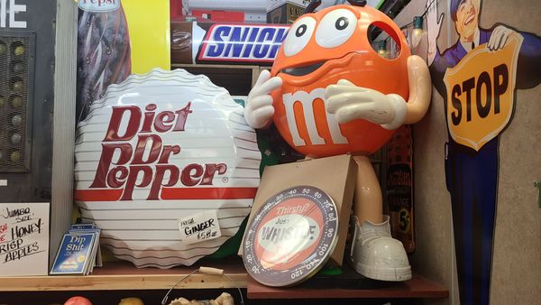 The Famous Tomato by null