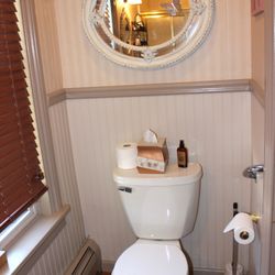 Carriage Stop Bed & Breakfast - Royalty private bathroom