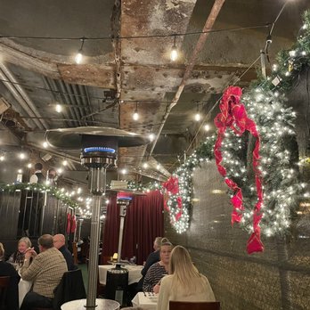 Shaw's Crab House - Patio - Seafood Near Me - Chicago, Illinois