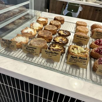 Tangssant Viennoiserie - Cafes Near Me - Toronto, Ontario Tangssant Viennoiserie - Cafes Near Me - Toronto, Ontario