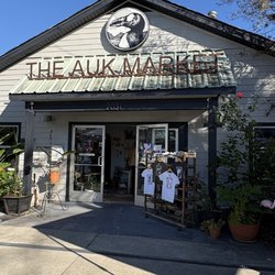 The Auk Market