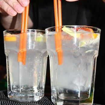 Cream Lounge - Drinks Maxi al tavolo - Lounges Near Me - Milan, Michigan Cream Lounge - Drinks Maxi al tavolo - Lounges Near Me - Milan, Michigan