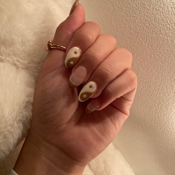 E Nails & Spa - Nail Salons Near Me - Chicago, Illinois
