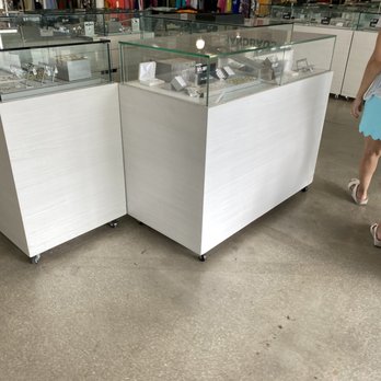 Saks OFF 5TH - Men's Clothing Near Me - Boca Raton, Florida