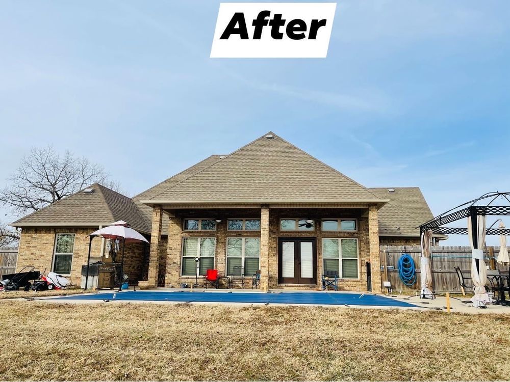 BrewCrew Seamless Gutter & Garage Door - Garage Door Contractor in Van Buren, AR