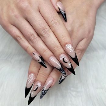 Urban Nail Bar - Halloween Nails from Blush Me Nails Bar - Nail Salons Near Me - Scottsdale, Arizona Urban Nail Bar - Halloween Nails from Blush Me Nails Bar - Nail Salons Near Me - Scottsdale, Arizona
