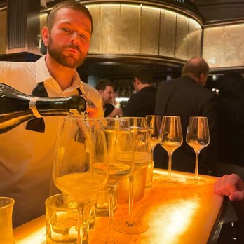 Kleinod - Cocktail Bars Near Me - Vienna, 9