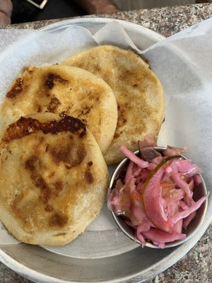 Ricas Pupusas & Mas by null
