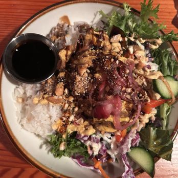 Uptown Grill - chicken adobo bowl - Cocktail Bars Near Me - Olympia, Washington
