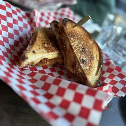 Prohibition Port Jefferson - BBQ Grilled Cheese