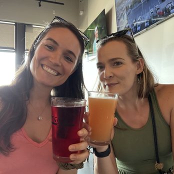 Valley Taproom - Cider and sour - Beer Bar Near Me - Gilbert, Arizona