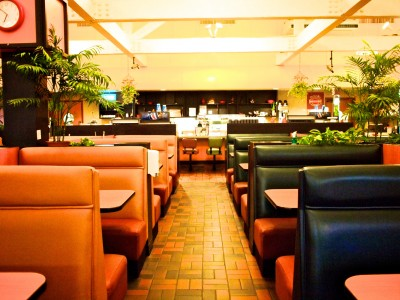 Zippy's Makiki by null
