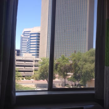 Fairfield Inn & Suites Phoenix Midtown - Right in the heart of downtown Phoenix - Hotels Near Me - Phoenix, Arizona