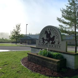 Coulee Region Humane Society - Coulee Region Humane Society front signage and entrance