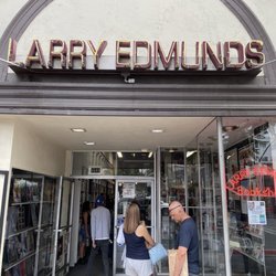 Front entrance to Larry Edmunds book store