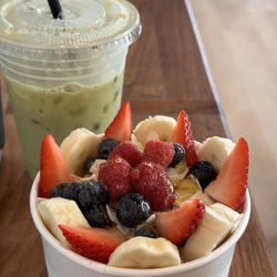 Life Bowls - Very Berry & Matcha Latte
