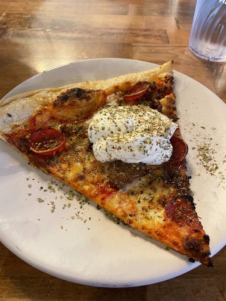 Food from P’s Pizza House