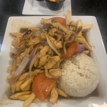 Rustica's Chicken - Pollo Saltado on point! - Peruvian Near Me - Orlando, Florida Rustica's Chicken - Pollo Saltado on point! - Peruvian Near Me - Orlando, Florida