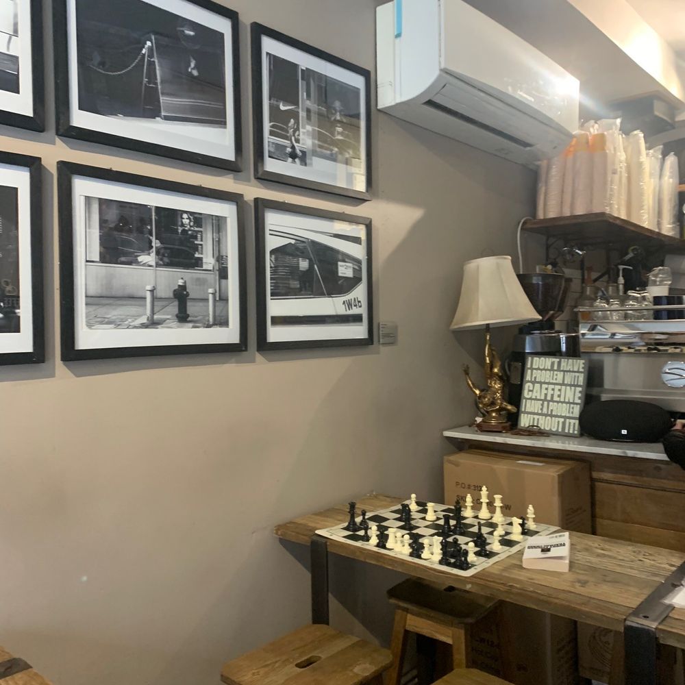 Madman Espresso - Inside - Coffee & Tea Near Me - New York, New York