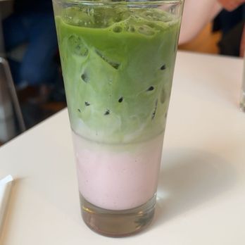 Bōm Dough - strawberry matcha latte (iced only) - Breakfast & Brunch Near Me - Cambridge, Massachusetts Bōm Dough - strawberry matcha latte (iced only) - Breakfast & Brunch Near Me - Cambridge, Massachusetts